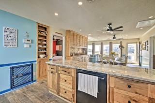 Coastal Home Walk to Holden Beach! - Holden Beach - 2