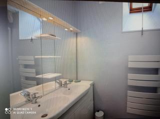 Agréable T2 avec petite cour privative - 3 nuits minimum - 5