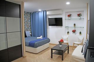 Estudio con Wifi y AC en Centro Sol y Gran via - 1