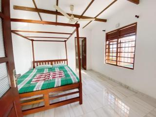 The Wave Surf Inn Midigama - 3