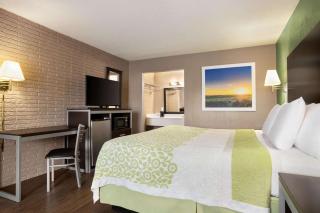 Days Inn by Wyndham Hardeeville/ I-95 State Line - Hardeeville - 2