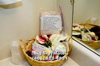 Big Sky Motel - Superior - 1