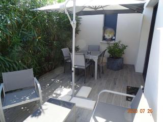 Proche Pézénas, très bel appartement, commerces - Pézenas - 0