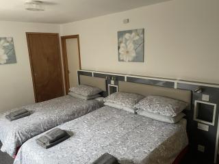 OYO The Bentleys Hotel - 3
