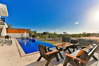 Villa Olivet-Kalkan- Huge Private Pool and lovely garden-Jakuzzies-Sauna-Turkish Hamam - 7