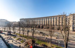 Khreschatyk. Independence Sq. 2 BR - Kiev - 2