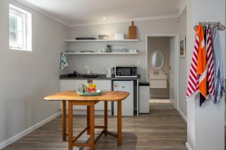 Goozi Garden Cottage - Hermanus - 3
