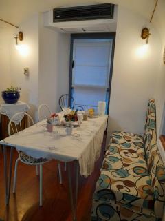 Napoli centro storico Un Passo da San Gennaro - 1