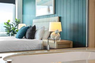 Designer Rooms at Q1 resort - gclr - 5