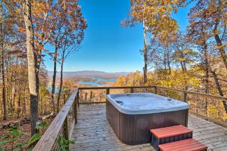 Luxury Living by Lake Chatuge with 10and10 Views! - Hiawassee - 0