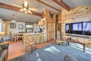 Speculator Cottage about 2 Mi to Oak Mountain Skiing - Lake Pleasant - 5