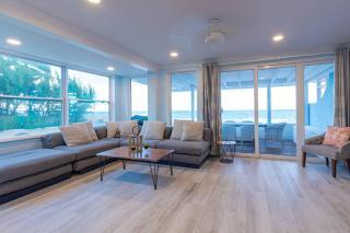 Harbour Mews - Oceanfront Townhouse - Nassau - 0