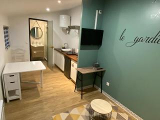LE PATIO Studio-Terrasse Montbeliard-Centre - Montbéliard - 4
