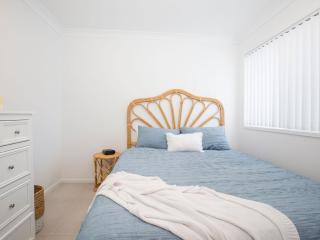Sandy Feet Retreat I Pet Friendly I 1 Min Walk to Beach - Currarong - 3