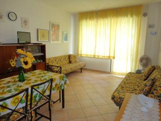 Cozy apartment with sea view - 8