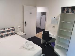 MiHaven Shared Living - Martyn St - Cairns - 0