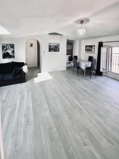 Serbes Top Floor - 4