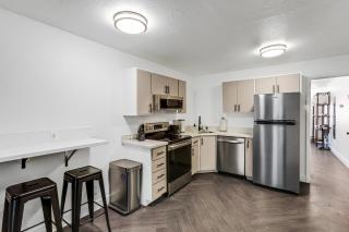 Beautiful Ski-in Ski-out Condo Located On The Eagle Point Resort! condo - - 9