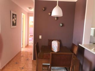 Apartamento Enseada, 56 m2, ao lado Carrefour, totalmente equipado - Guarujá - 1