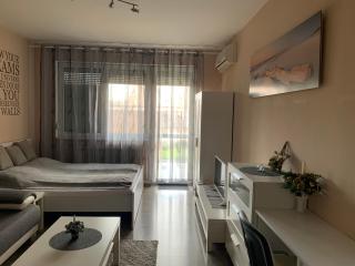 Liget Apartment, Terrace, Free Parking, AC - Budapest - 8