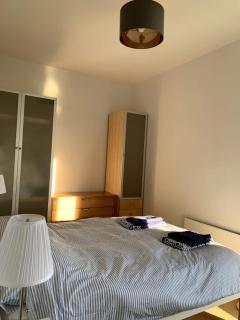 Stylish 2 Bedroom Apartment - Londra - 5