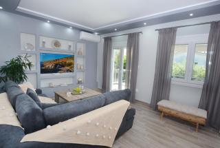 Blue North Luxury Apartment - Limenas - 9
