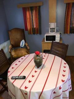 LE CHALET DE CANDICE TOUT CONFORT PECHE COMPRISE - 0