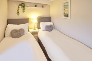 Host & Stay - Abbey Heights - 2