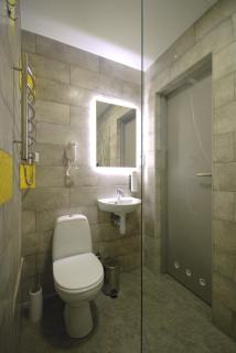 Cubby Hotel - 5