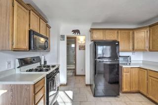 'The Cabin' at Grand Valley Getaway w/ Grill! - 1
