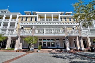 Baytowne Wharf - Observation Point South #559 - Destin - 4
