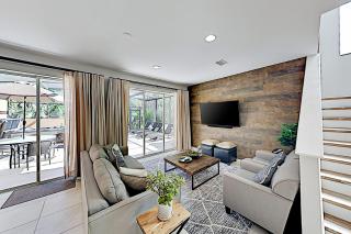 Regal Oaks Townhomes 2627 - 7