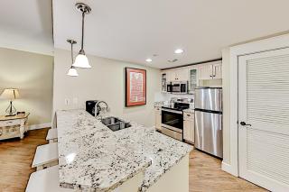 Baytowne Wharf - Pilot House #408 - 9