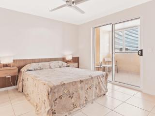 Malibu Apartments Unit 1 - 5 Oak Street - Evans Head - 3