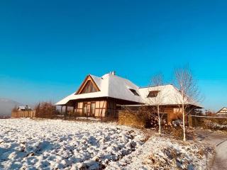 Chata pod strzechą w Beskidach - 8