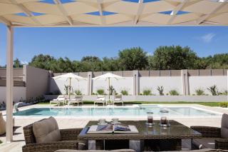 Koin Villa Sunset, With Heated Pool & Whirlpool, By ThinkVilla - Perama - 5