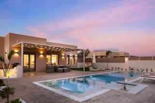 Koin Villa Sunset, With Heated Pool & Whirlpool, By ThinkVilla - 5