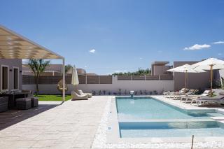 Koin Villa Sunset, With Heated Pool & Whirlpool, By ThinkVilla - Perama - 1