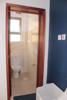 Royal Blue 3 Bedroom Condo - 9