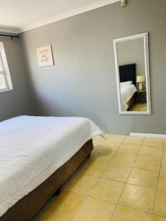 SpaciousNetflix#Wifi#Parking#CentralWinefarms#Mall - 2