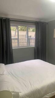 SpaciousNetflix#Wifi#Parking#CentralWinefarms#Mall - Cape Town - 3