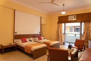 Sea Green Hotel - Bombay - 8