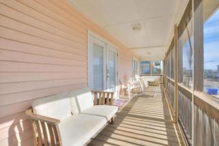 Just Peachy - Oak Island - 9