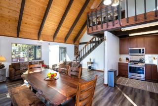 North Shore - Cozy Cabin - Wood Vista - 5
