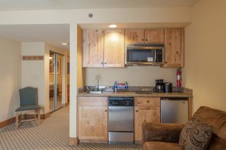 Grand Lodge Condo in the Heart of Mt Crested Butte condo - 4