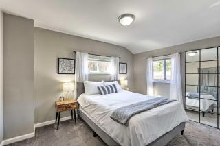 Chic Townhome with Deck 6 Mi to Dtwn Baltimore - Baltimora - 1