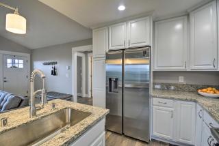 Modern Ocean Shores Home, 2 Mi to Beach! - Ocean Shores - 1