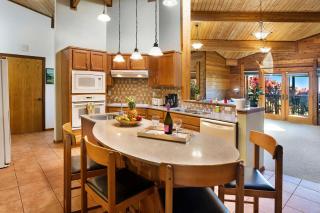 Hale O' Waikoloa - 4