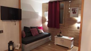 PARADISKI-BELLE PLAGNE, Altitude 2050m, APPART skis aux pieds 4 personnes - 0