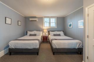 Homestead Inn - New Milford - 6